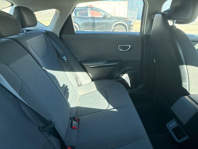 Used 2025 Morning Haze Kia LXS image 3