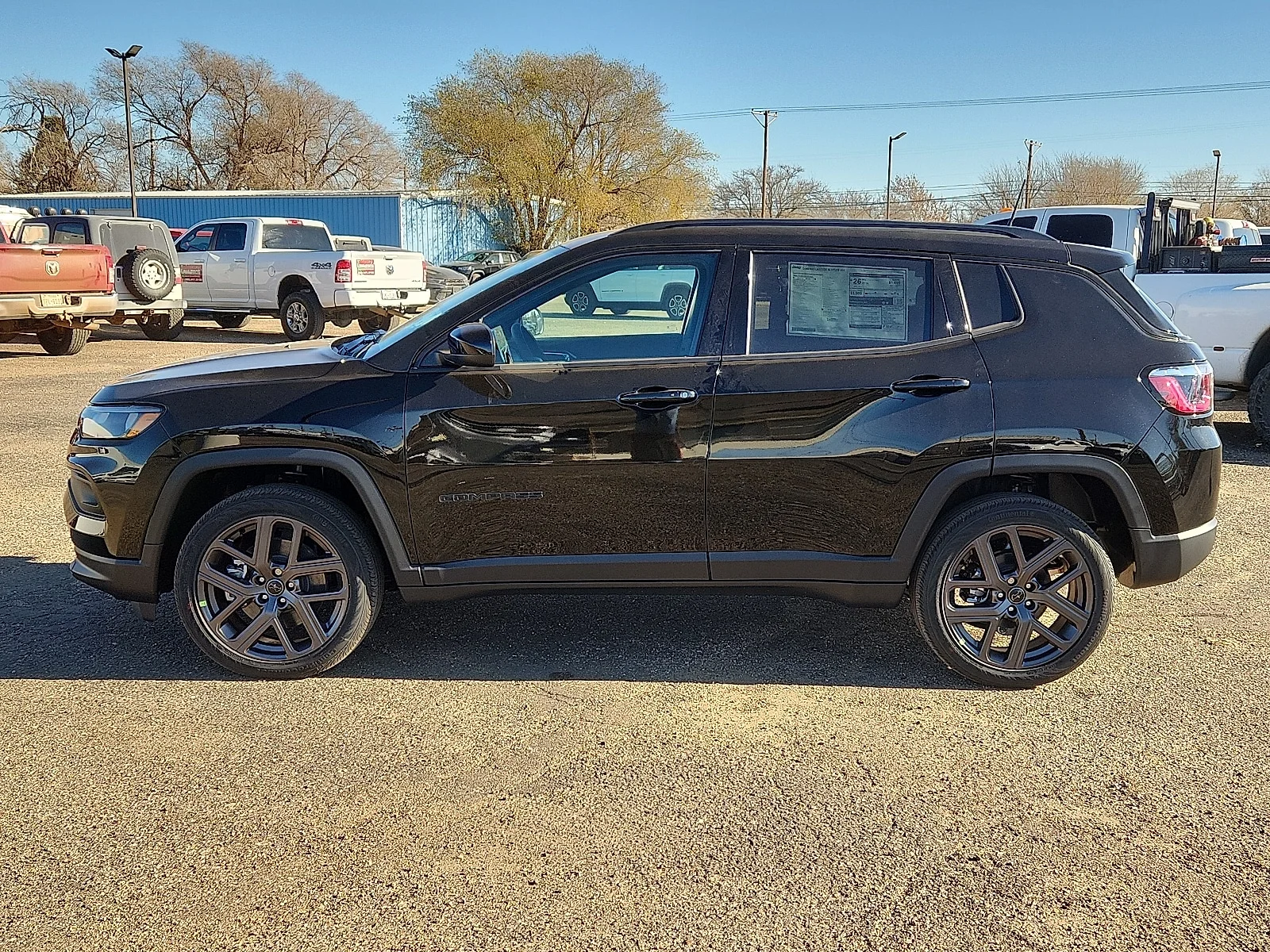 New 2026 PXJ Diamond Bla Jeep LATITUDE ALTITUDE 4X4 image 2