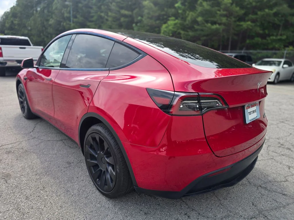 Used 2021 Red Tesla Long Range image 5