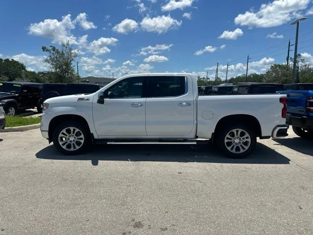 Used 2022 White Chevrolet LTZ image 5