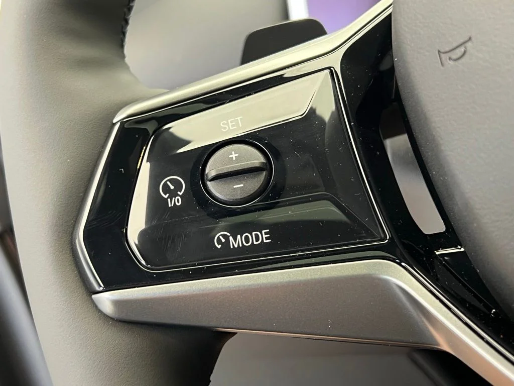 New 2027 Black Sapphire Metallic BMW 530i image 18
