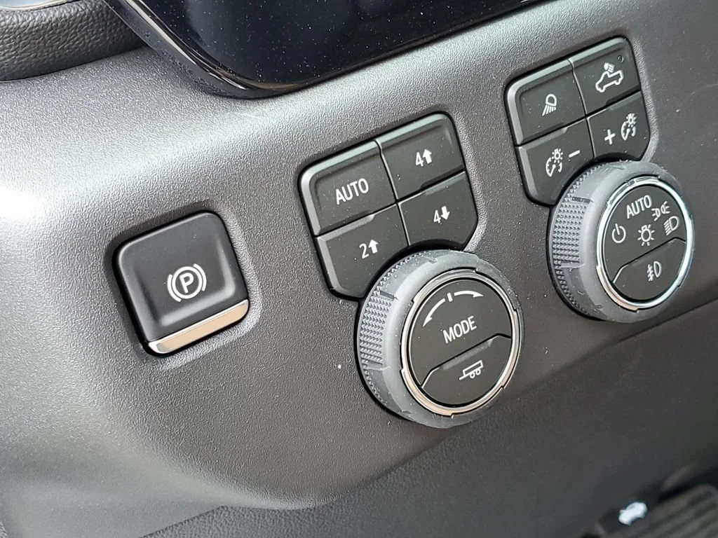 2026 Chevrolet Silverado 1500 High Country - Photo 8