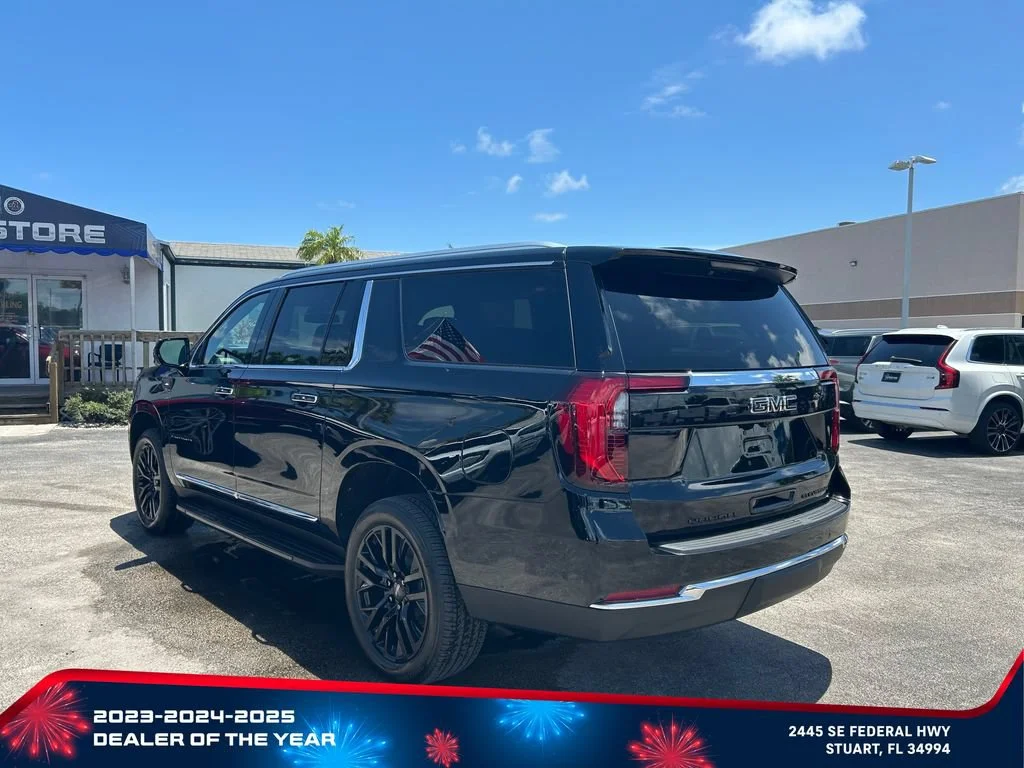 New 2026 Onyx Black GMC Elevation image 5