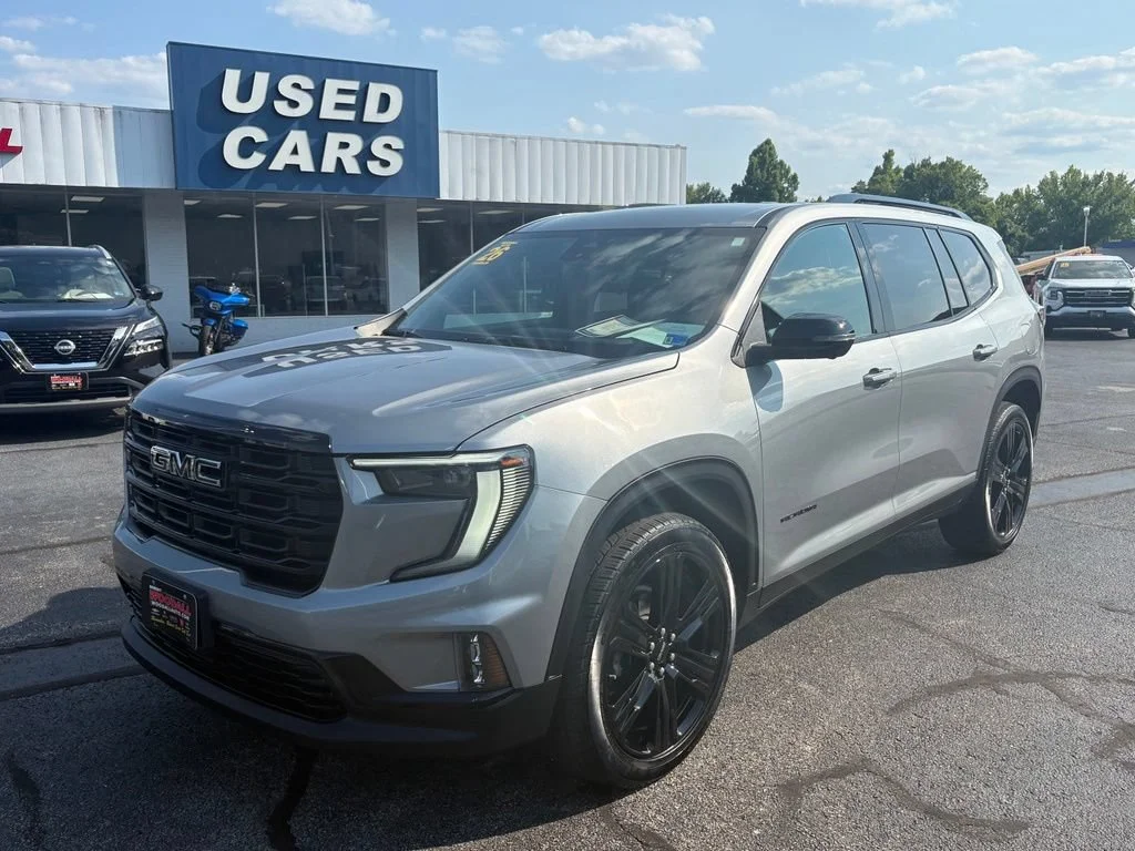 Used 2026 Sterling Metallic GMC Elevation image 1