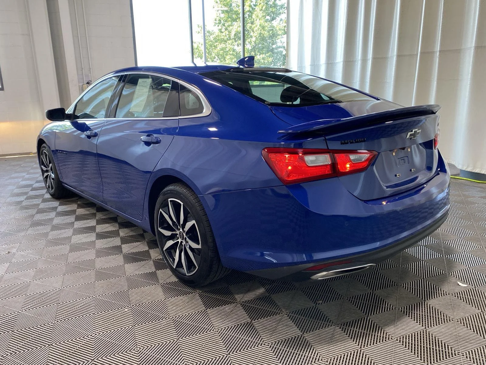 Used 2023 Riverside Blue Metallic Chevrolet RS image 5