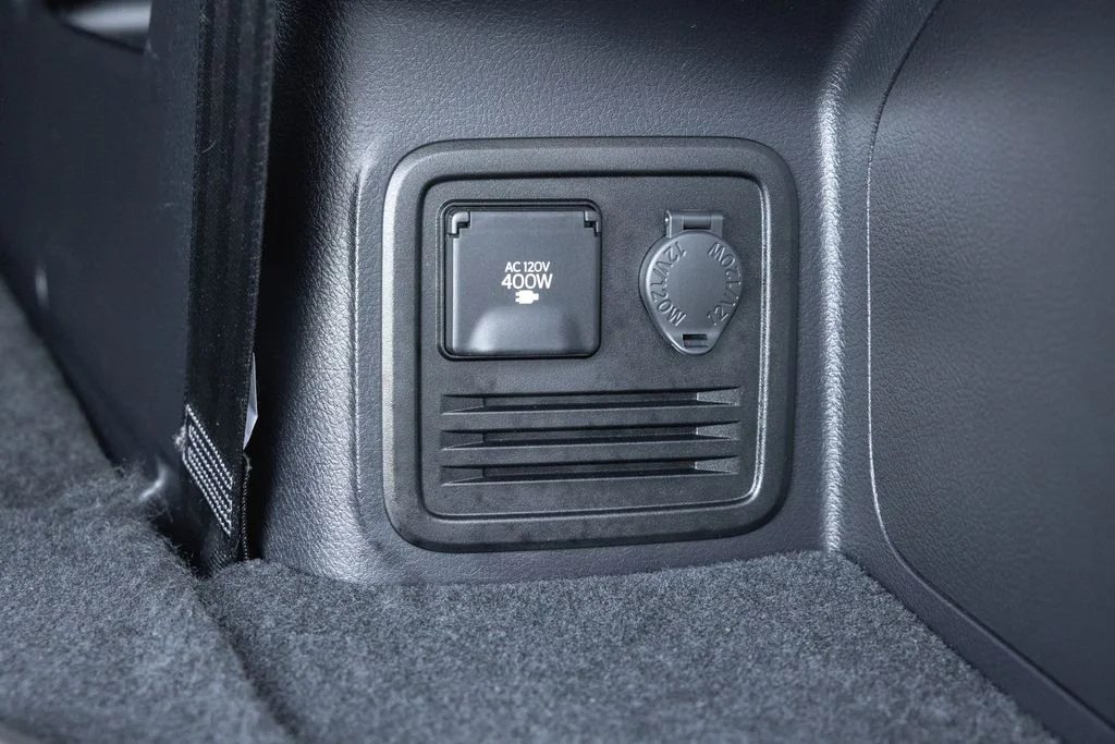 Certified Used 2021 Super White Toyota SR5 image 9