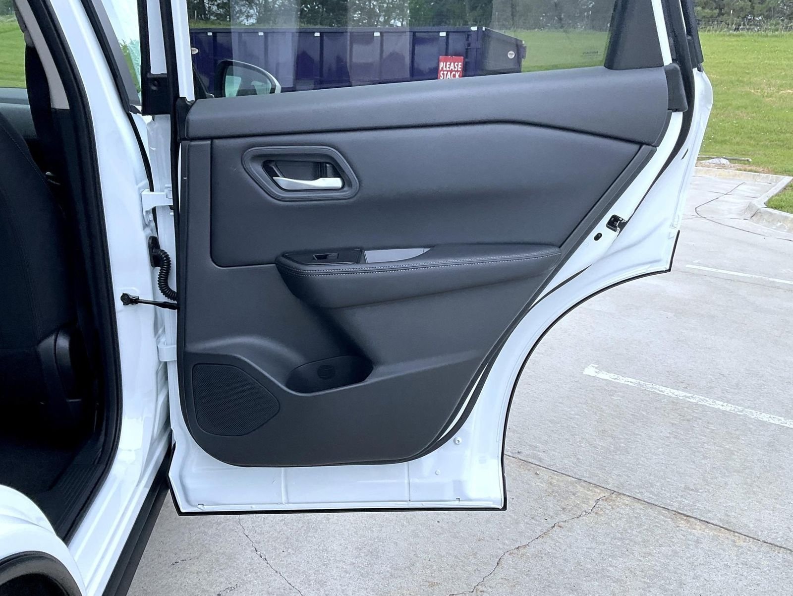 New 2026 Everest White Pearl TriCoat Nissan SV image 21
