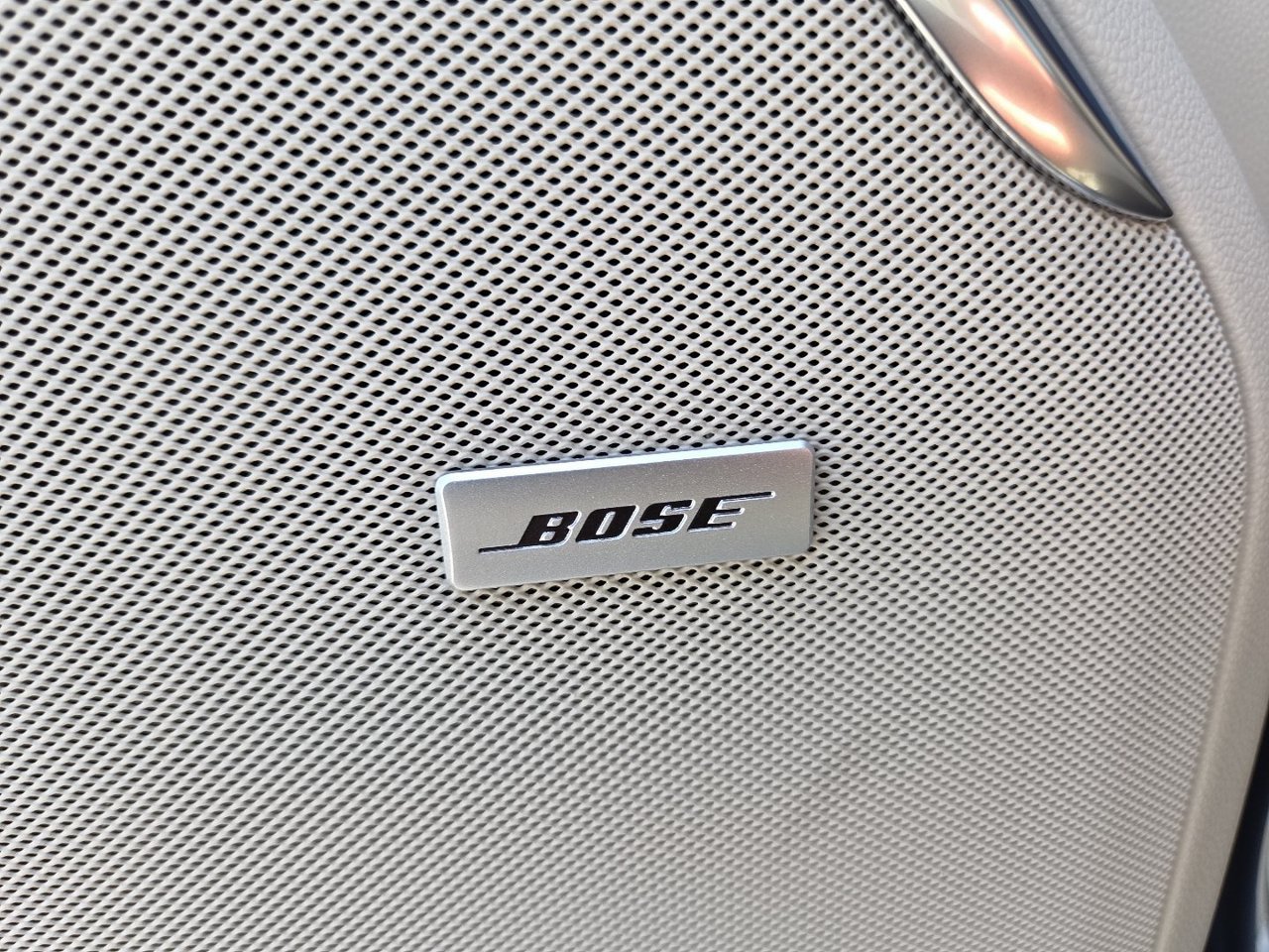 2026 GMC Yukon XL Denali - Photo 16