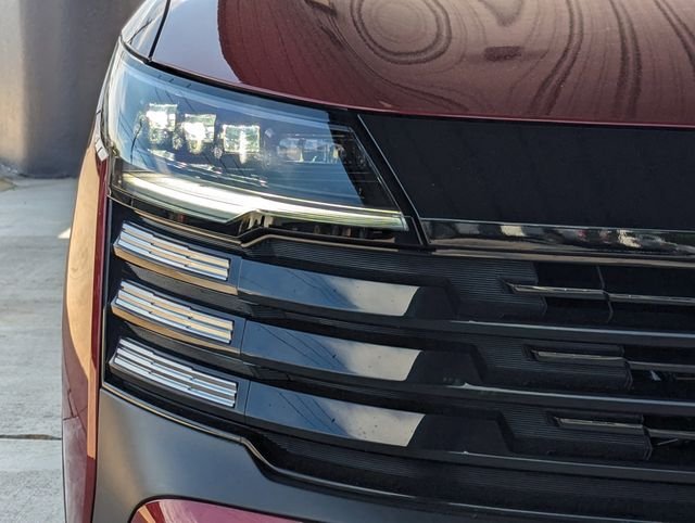 New 2026 Scarlet Ember Tintcoat Nissan SV image 9