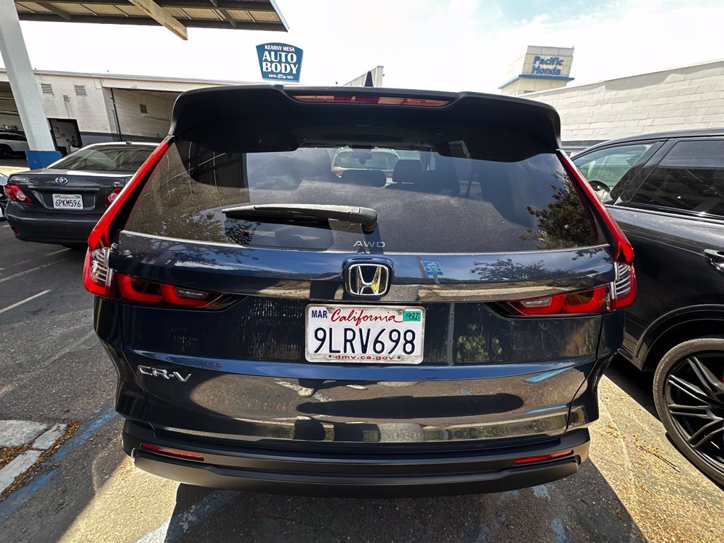 Used 2024  Honda EX image 31