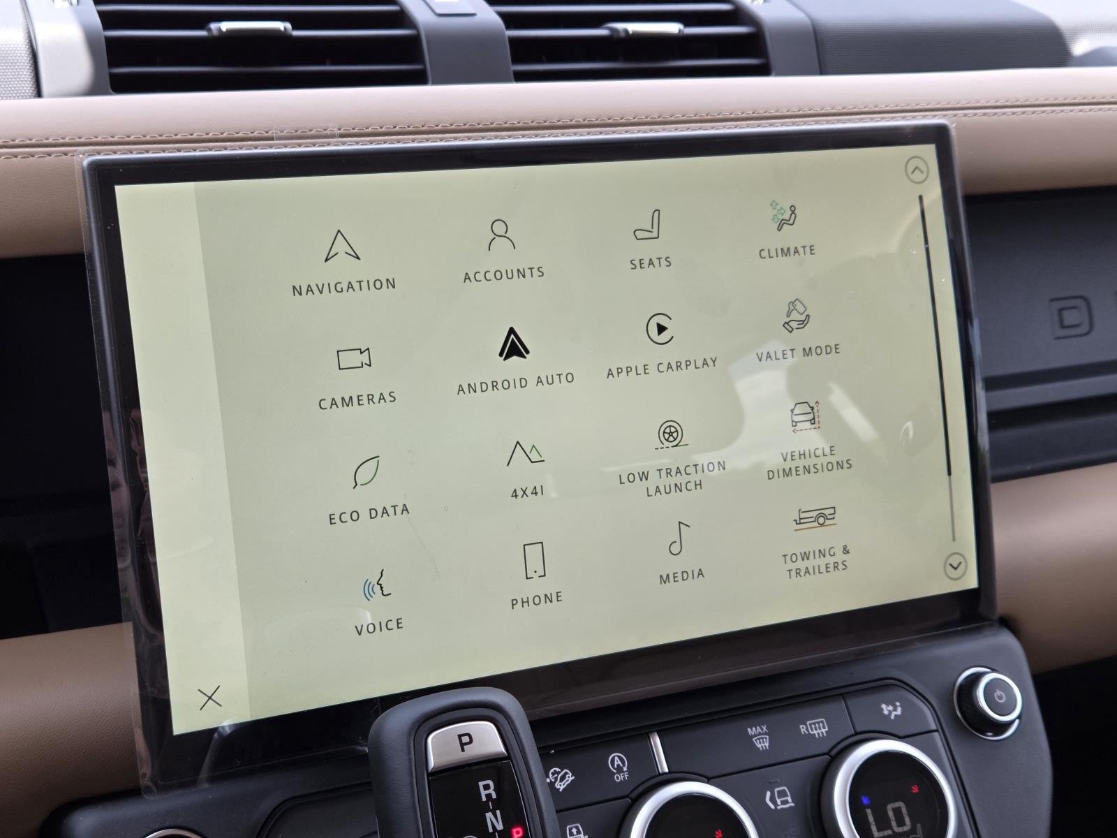 New 2026 Sedona Red Land Rover S image 25