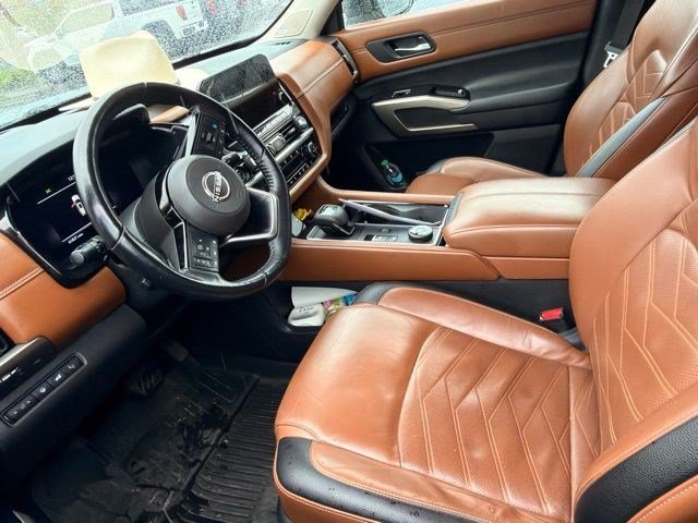 Used 2022 Solid Gray/Super Black Nissan Platinum image 7