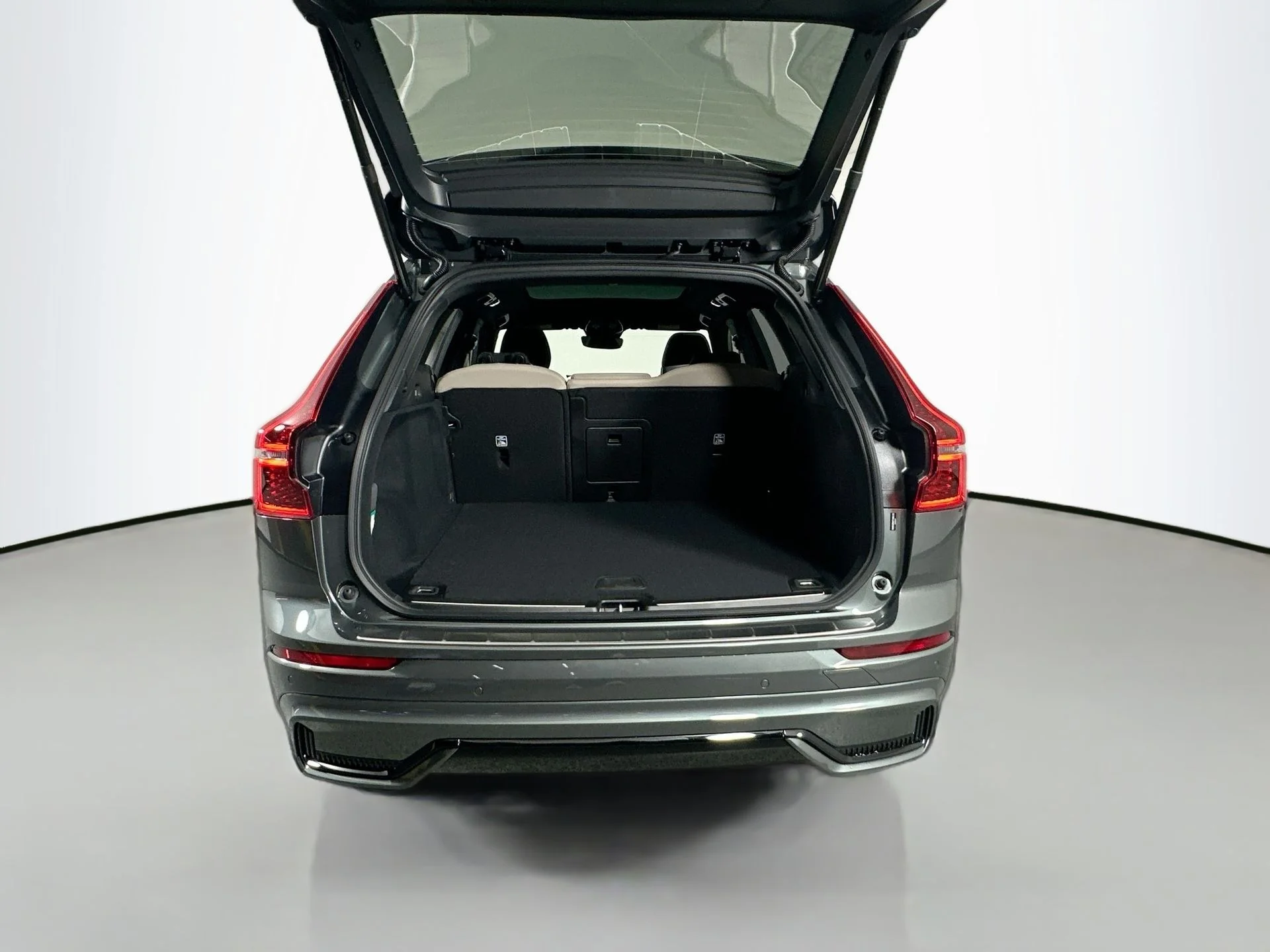 New 2026 Forest Lake Volvo Plus image 26