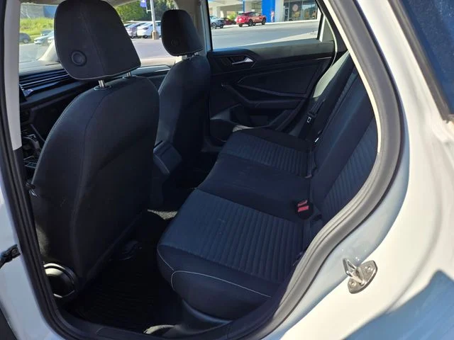 Used 2025 White Volkswagen 1.5T S image 11