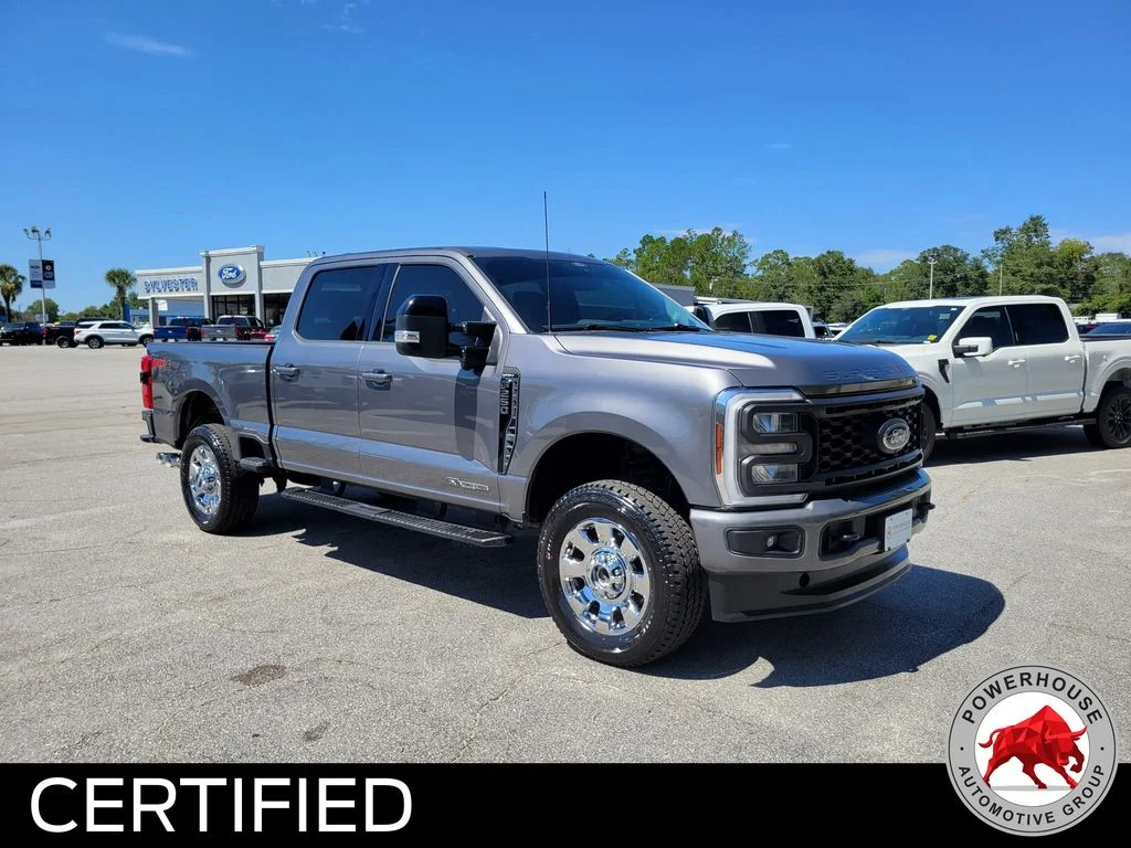 Used 2024 Gray Ford Lariat image 9