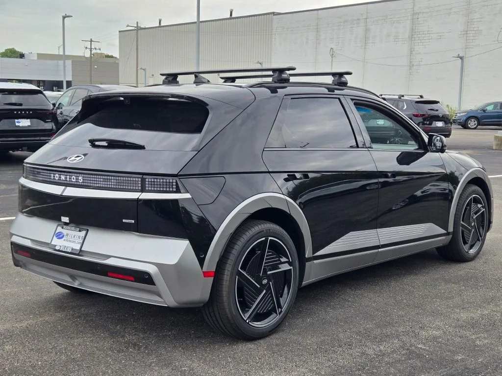 New 2026 Abyss Black Hyundai Limited image 11