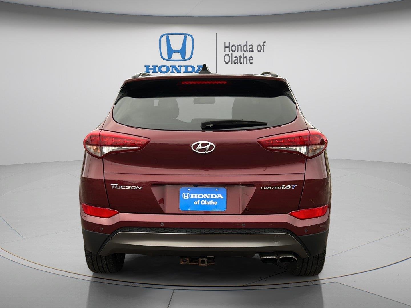 Used 2016 Ruby Wine Hyundai Limited image 4