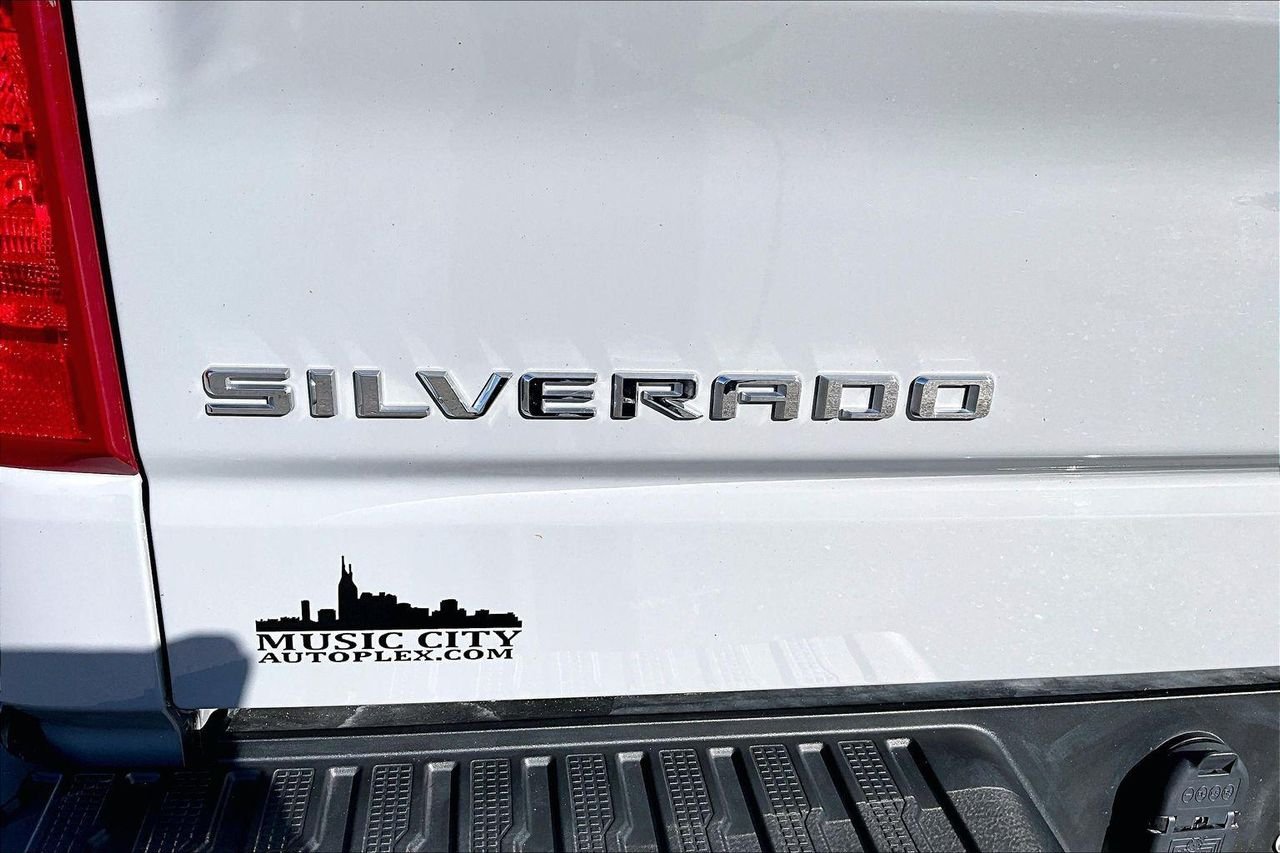 Used 2024 Slate Gray Metallic Chevrolet 4WD Crew Cab Short Bed LT with 2FL image 27