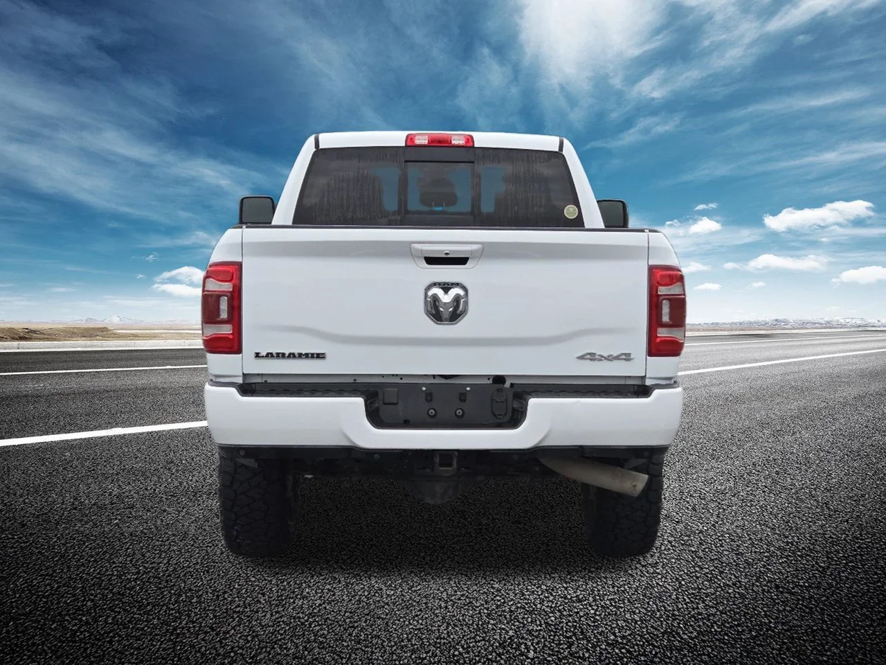 Used 2023  Ram Laramie image 18