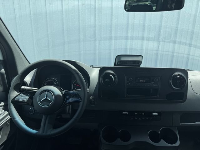 New 2026 Arctic White Mercedes-Benz Crew 170 WB image 4