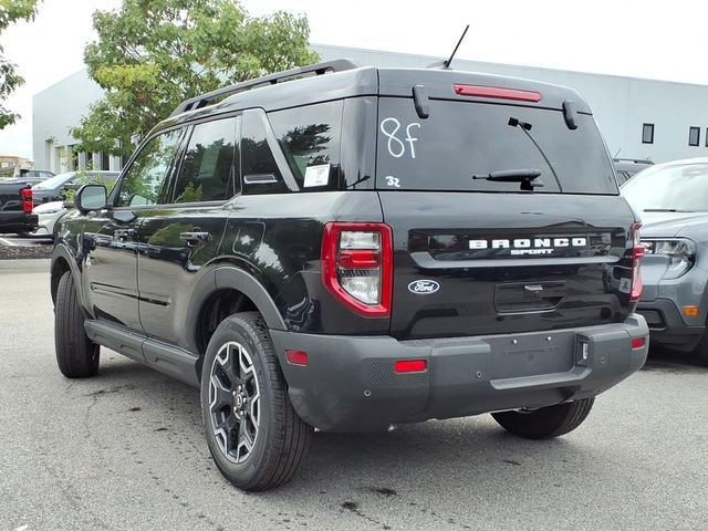 New 2026 Shadow Black Ford Outer Banks® image 4