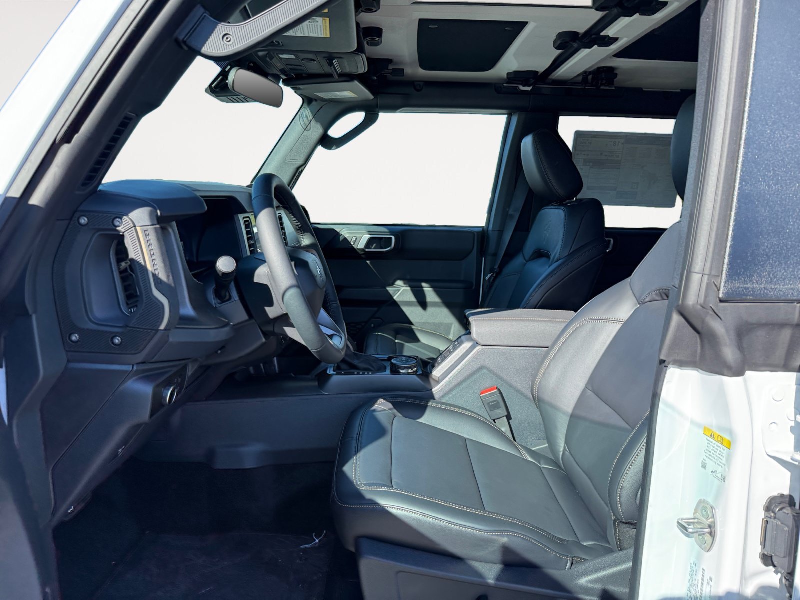 New 2026 Oxford White Ford Badlands® image 10