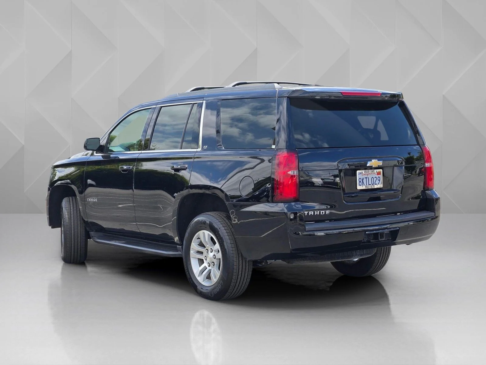 Used 2019 Black Chevrolet LT image 4