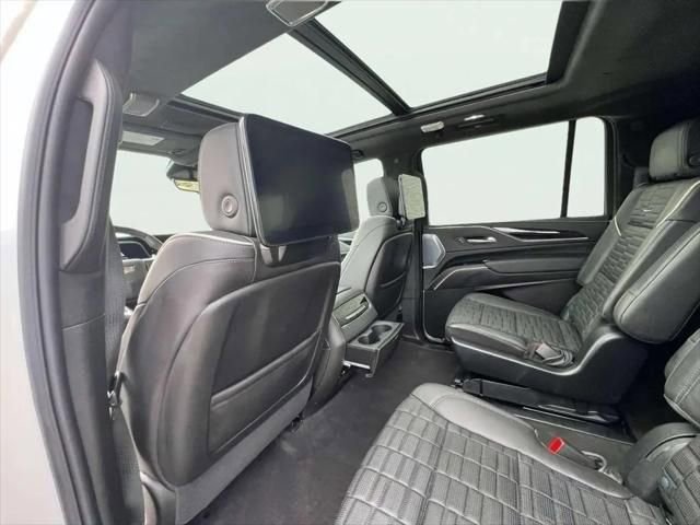 2023 CADILLAC ESCALADE ESV - Image 7