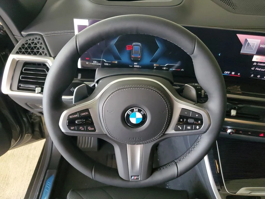 New 2026 Manhattan Green Metallic BMW xDrive40i image 18