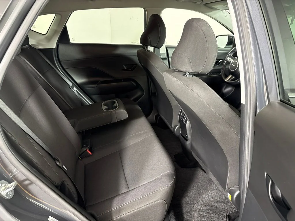 Used 2024 Gray Hyundai SEL image 19
