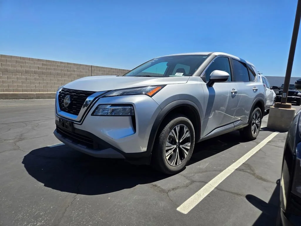Used 2023 Brilliant Silver Nissan SV image 2