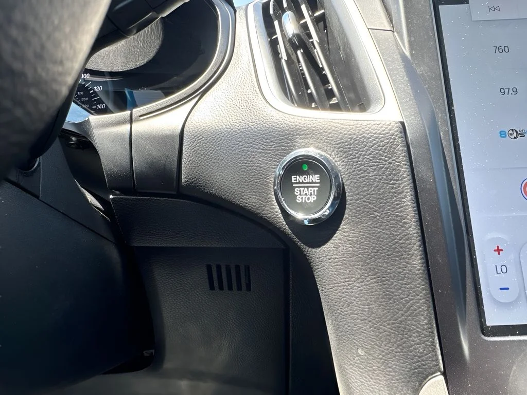 Used 2024 White Ford SEL image 21