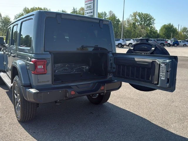 New 2026 Gray Jeep Sahara image 11