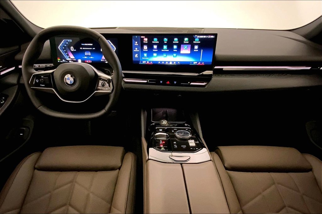 2026 BMW 5 Series 530i - Photo 16
