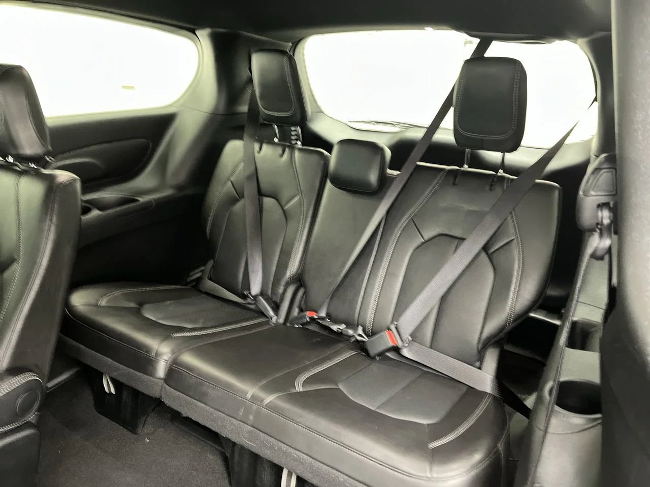 Used 2025 Red Chrysler Select image 13