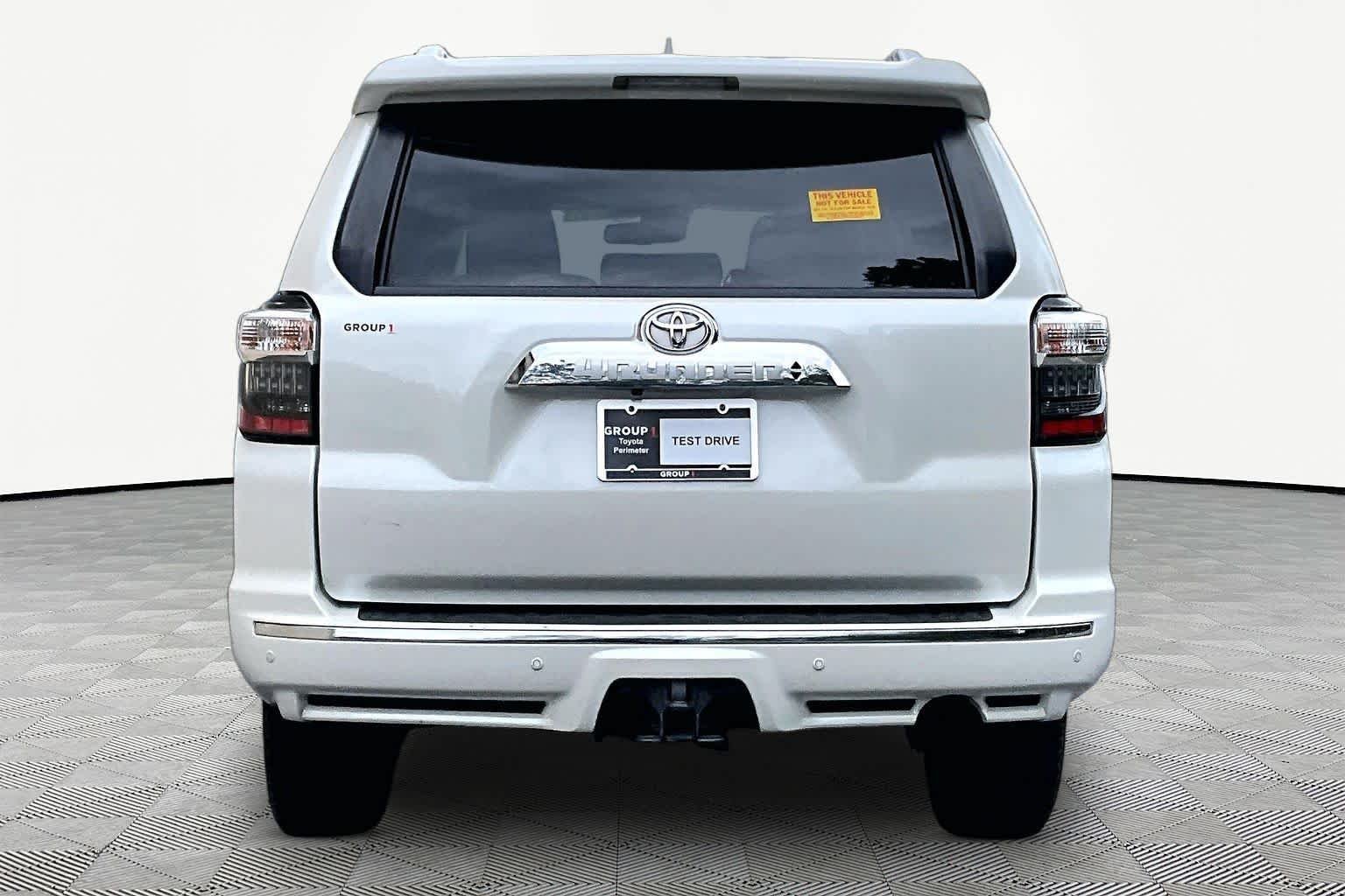 Used 2021 Blizzard Pearl Toyota Limited image 5