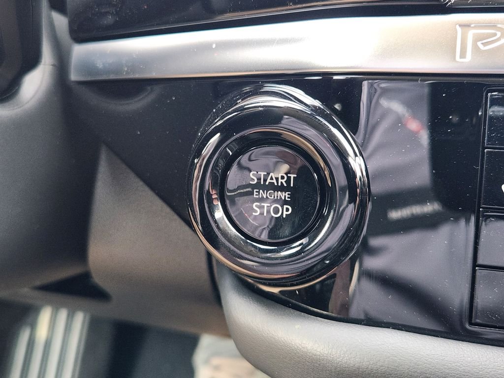 2026 Nissan Pathfinder SV - Photo 21