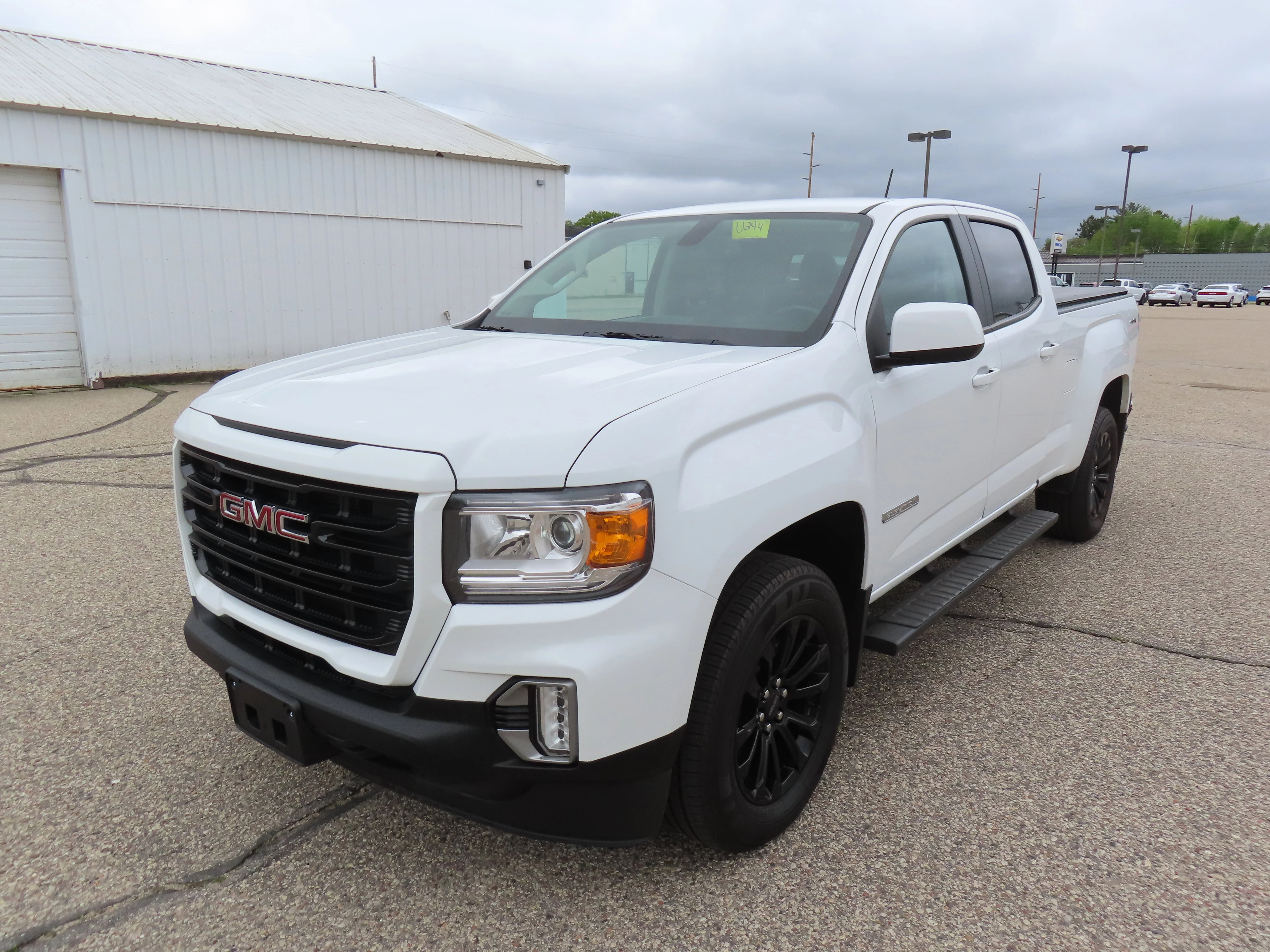 2022 GMC Canyon Elevation 4WD Crew Cab Short Box's photo