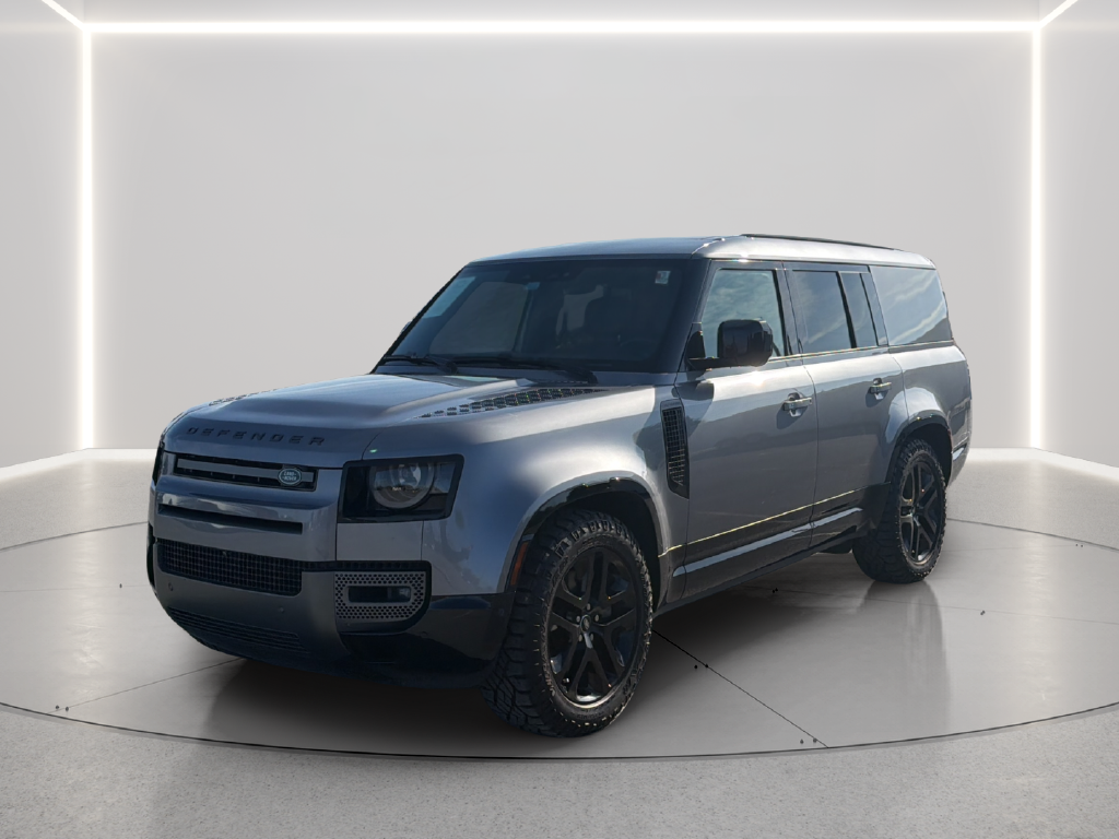 Used 2024  Land Rover Outbound image 9