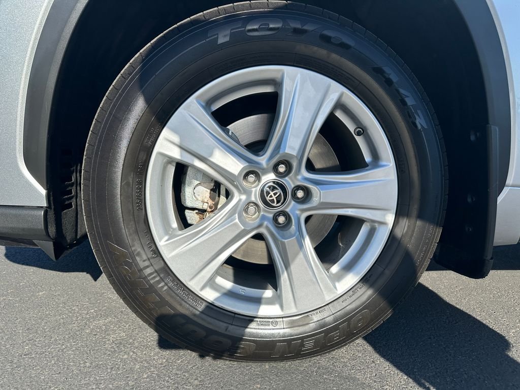 Used 2022 Celestial Silver Metallic Toyota LE image 12