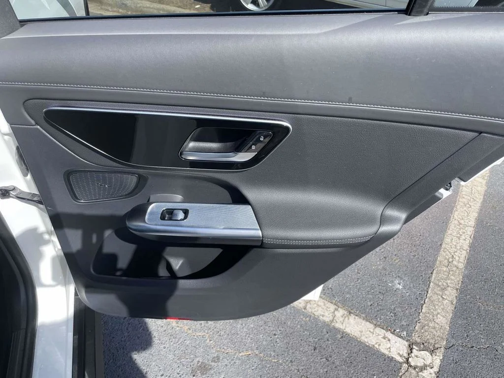 2024 Mercedes-Benz GLC GLC 300 - Photo 42