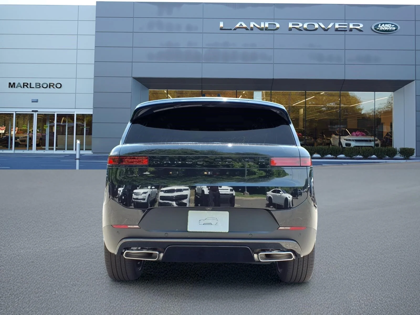 New 2026 Santorini Black Land Rover SE image 7