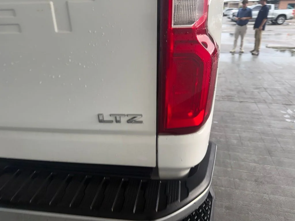 Used 2020 White Chevrolet LTZ image 5