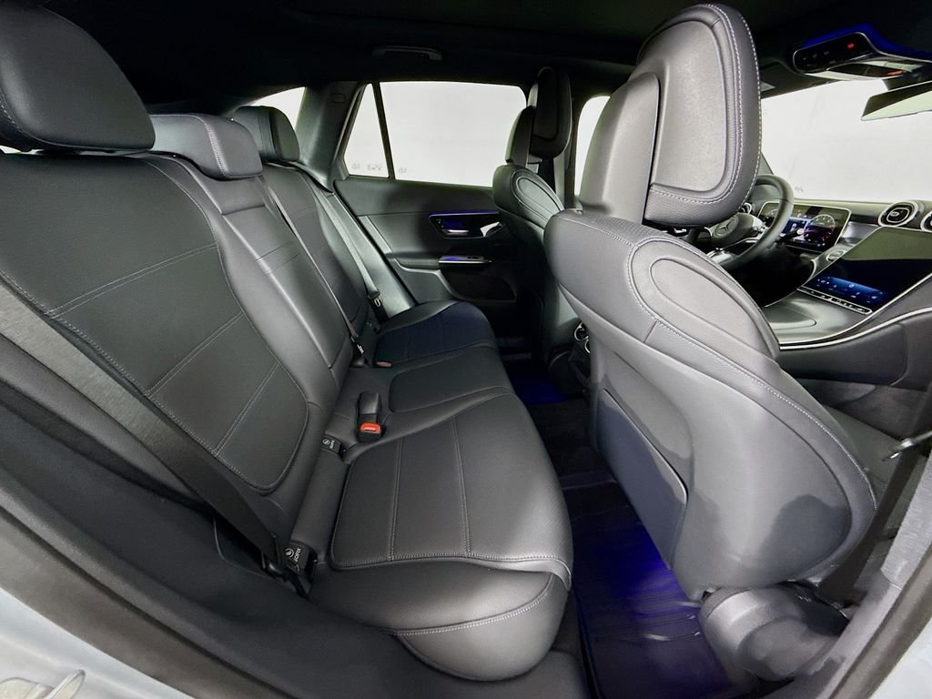 Used 2026 Silver Mercedes-Benz GLC 300 image 24