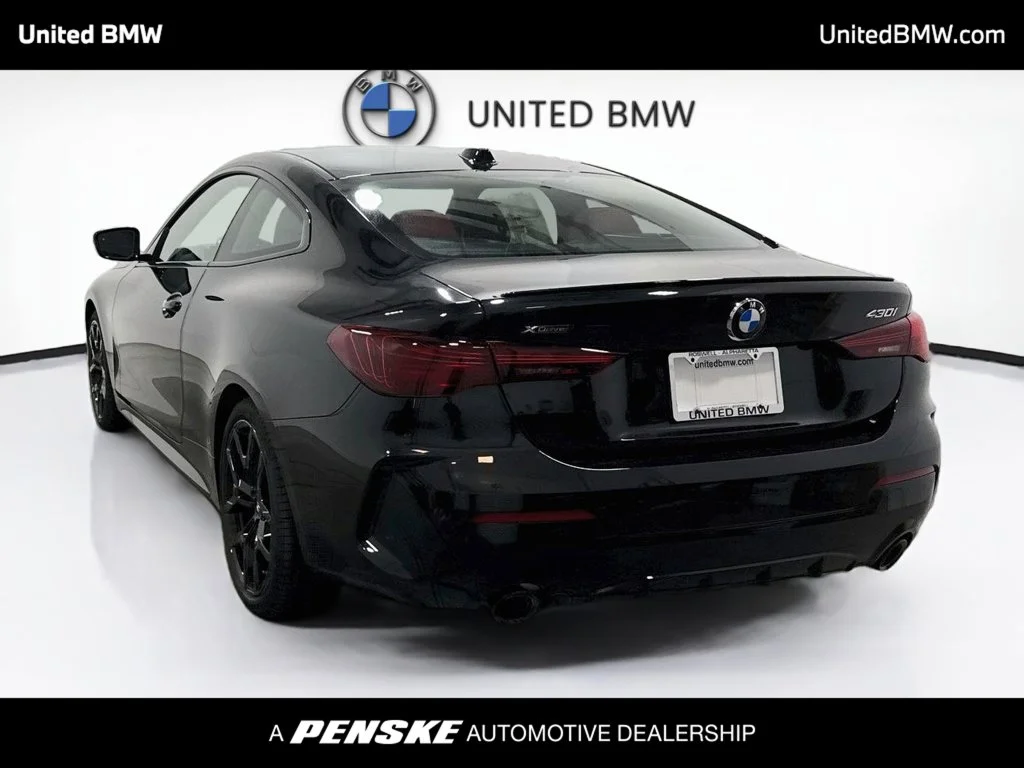 New 2027 Black Sapphire Metallic BMW 430i xDrive image 7