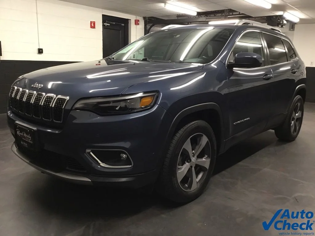 Used 2019 Blue Jeep Limited image 5