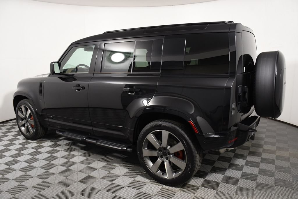 New 2026 Santorini Blk Land Rover X image 3
