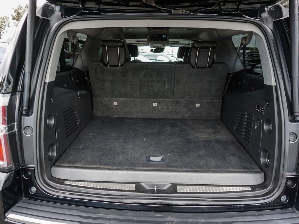 Used 2018 Black Chevrolet Premier image 25