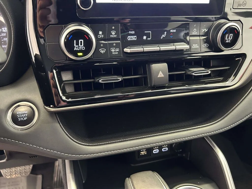 Used 2025 Beige Toyota LE image 23