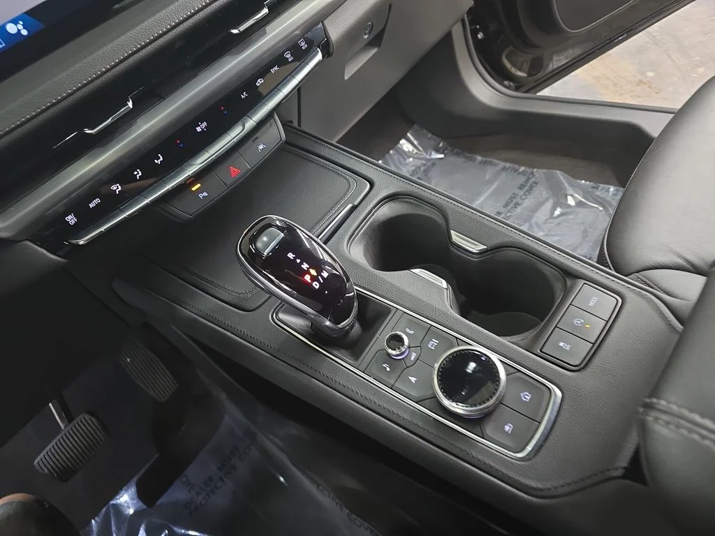 Used 2025 Black Cadillac Premium Luxury image 26